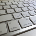 外付けキーボードは動かない?! iOS5 iPad camera connection kit