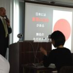 【ものレポ 2013-12-16】出会いを逃さない！、静かにシャッターアプリ、TUMIのiPadケースなど