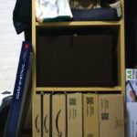 Amazonのダンボール + カラーボックス で部屋がスッキリ