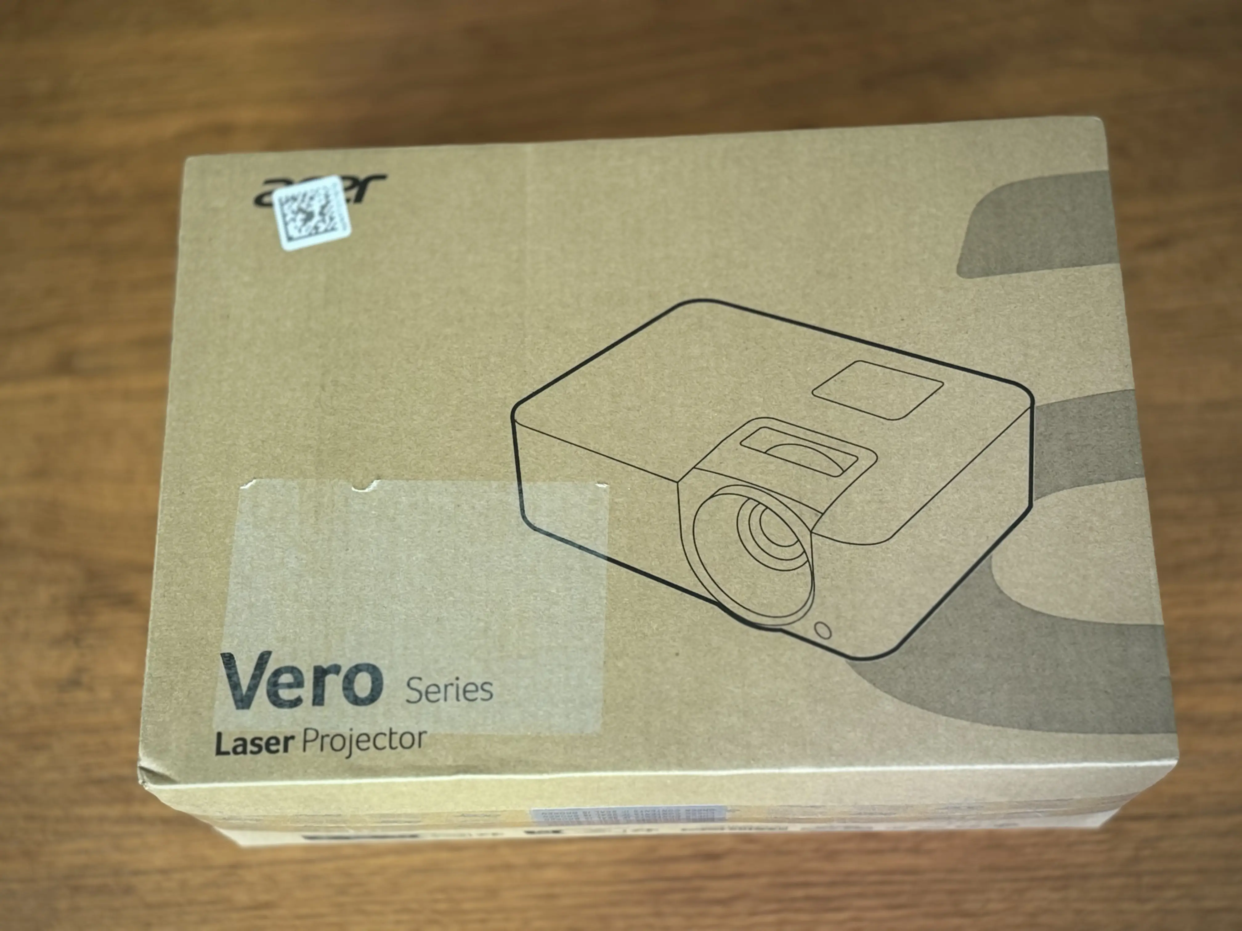 プロジェクター（箱に傷あり） Acer Vero【レーザープロジェクター】に買い替え 10年使ったVivitekが