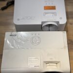 Acer Vero【レーザープロジェクター】に買い替え 10年使ったVivitekが映らなくなったので散財